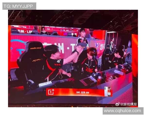 聚焦和平精英：探讨JDG战队的实力与团队精神